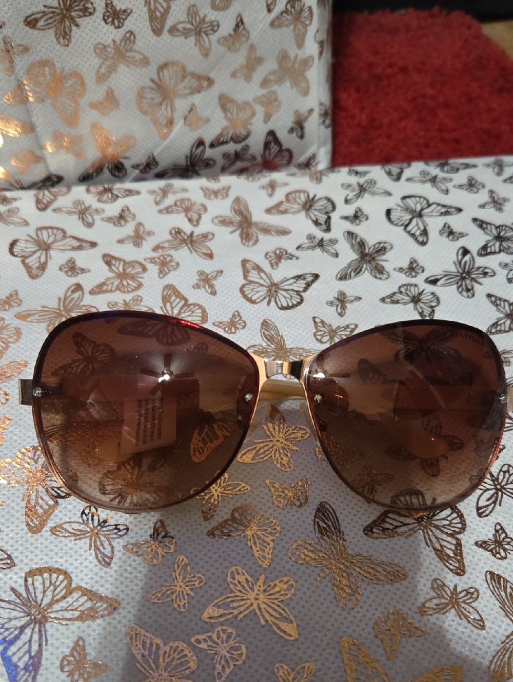Tommy Hilfiger Brown Gradient Lensed Sunglasses with Gold Trim